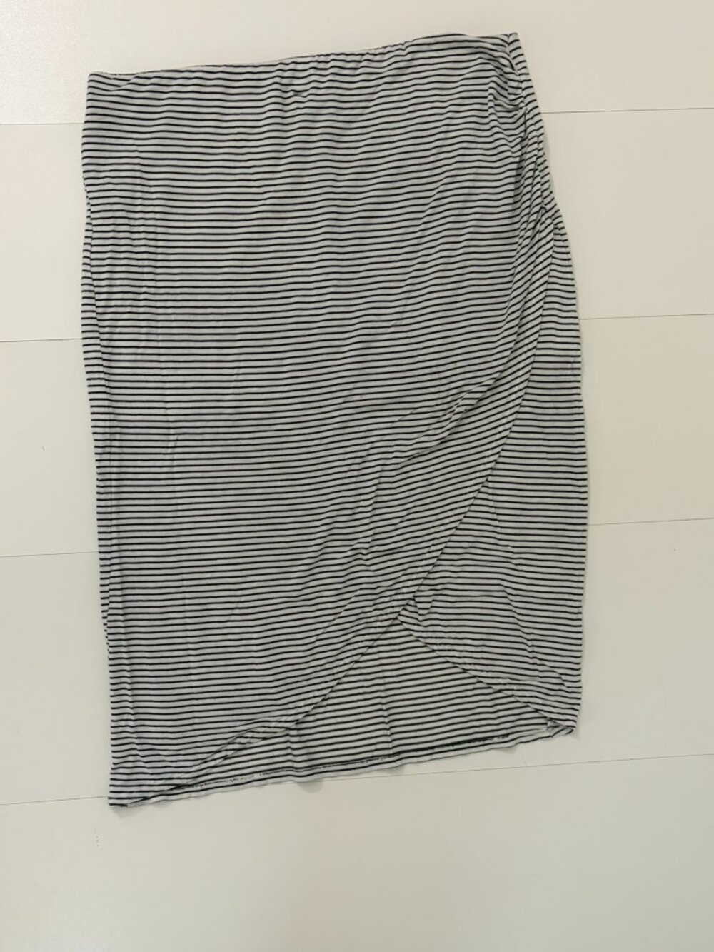 Women's L Striped Skirt